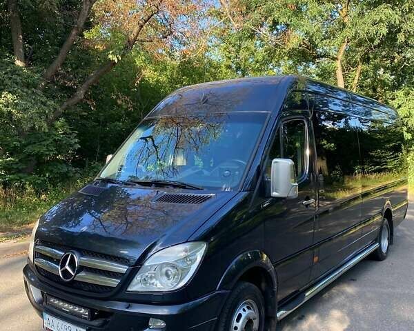 Черный Мерседес Sprinter, объемом двигателя 2.99 л и пробегом 350 тыс. км за 29500 $, фото 16 на Automoto.ua