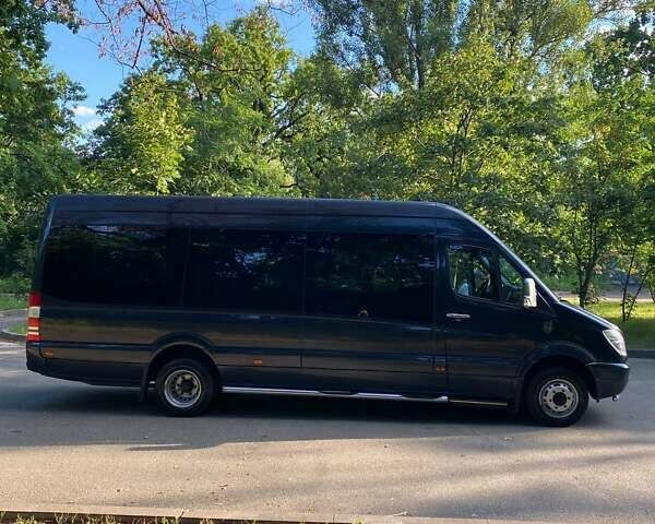 Черный Мерседес Sprinter, объемом двигателя 2.99 л и пробегом 350 тыс. км за 29500 $, фото 14 на Automoto.ua