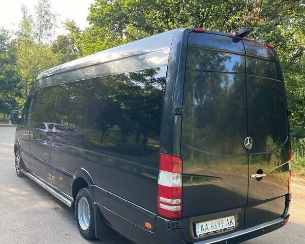 Черный Мерседес Sprinter, объемом двигателя 2.99 л и пробегом 350 тыс. км за 29500 $, фото 13 на Automoto.ua