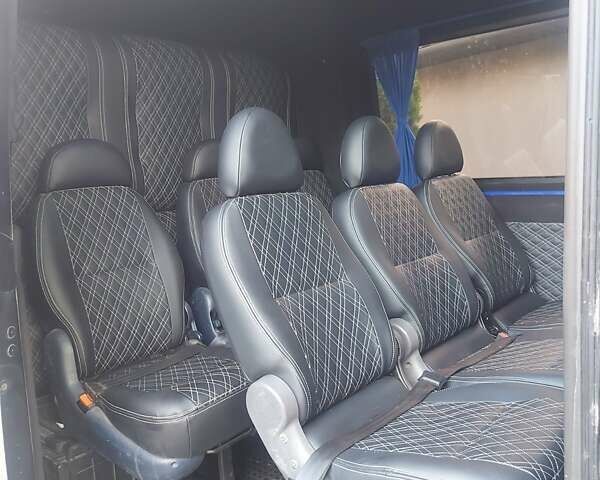 Черный Мерседес Sprinter, объемом двигателя 3 л и пробегом 445 тыс. км за 24400 $, фото 6 на Automoto.ua