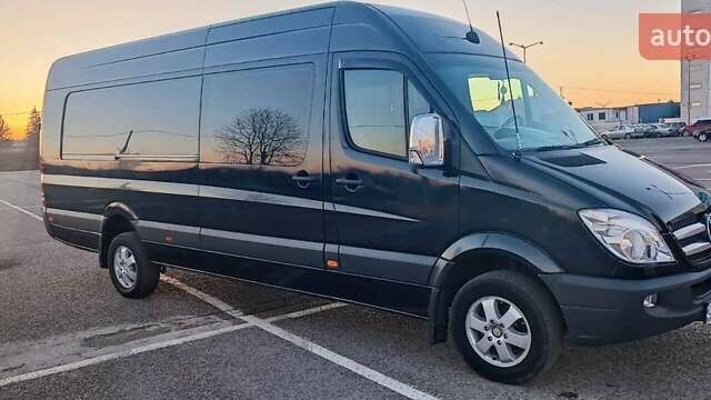 Черный Мерседес Sprinter, объемом двигателя 2.99 л и пробегом 700 тыс. км за 24000 $, фото 7 на Automoto.ua