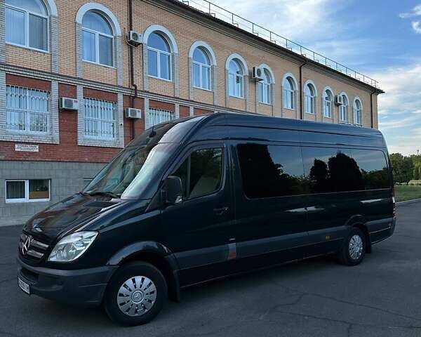 Чорний Мерседес Sprinter, об'ємом двигуна 2.14 л та пробігом 450 тис. км за 26500 $, фото 1 на Automoto.ua
