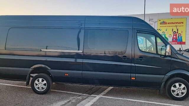 Черный Мерседес Sprinter, объемом двигателя 2.99 л и пробегом 700 тыс. км за 24000 $, фото 15 на Automoto.ua