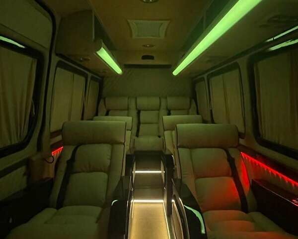 Чорний Мерседес Sprinter, об'ємом двигуна 2.14 л та пробігом 450 тис. км за 26500 $, фото 26 на Automoto.ua