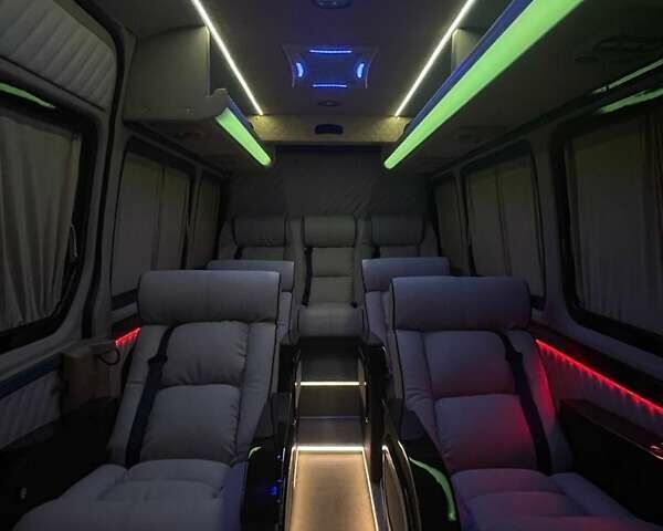 Чорний Мерседес Sprinter, об'ємом двигуна 2.14 л та пробігом 450 тис. км за 26500 $, фото 24 на Automoto.ua