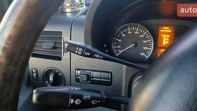 Черный Мерседес Sprinter, объемом двигателя 2.99 л и пробегом 700 тыс. км за 24000 $, фото 5 на Automoto.ua