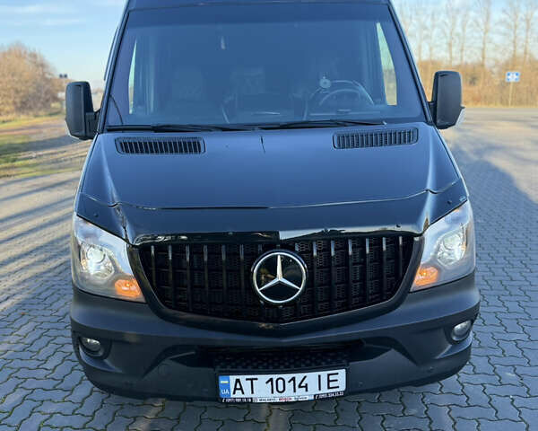 Черный Мерседес Sprinter, объемом двигателя 2.99 л и пробегом 222 тыс. км за 35000 $, фото 6 на Automoto.ua