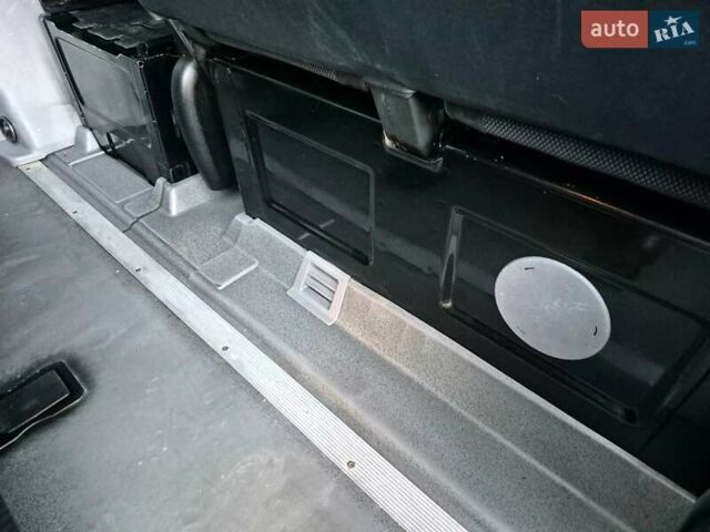 Чорний Мерседес Sprinter, об'ємом двигуна 2.2 л та пробігом 335 тис. км за 16750 $, фото 30 на Automoto.ua