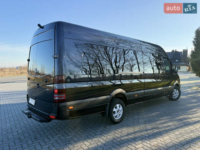 Черный Мерседес Sprinter, объемом двигателя 2.99 л и пробегом 222 тыс. км за 35000 $, фото 5 на Automoto.ua