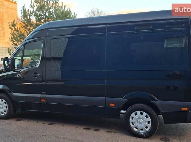Чорний Мерседес Sprinter, об'ємом двигуна 2.2 л та пробігом 335 тис. км за 16750 $, фото 12 на Automoto.ua