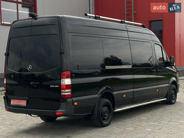 Черный Мерседес Sprinter, объемом двигателя 2.2 л и пробегом 421 тыс. км за 19999 $, фото 6 на Automoto.ua