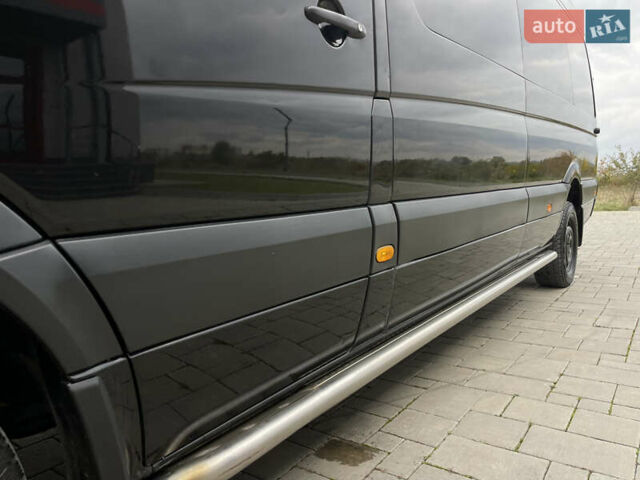 Черный Мерседес Sprinter, объемом двигателя 2.2 л и пробегом 421 тыс. км за 19999 $, фото 25 на Automoto.ua