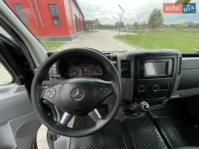 Черный Мерседес Sprinter, объемом двигателя 2.2 л и пробегом 421 тыс. км за 19999 $, фото 72 на Automoto.ua