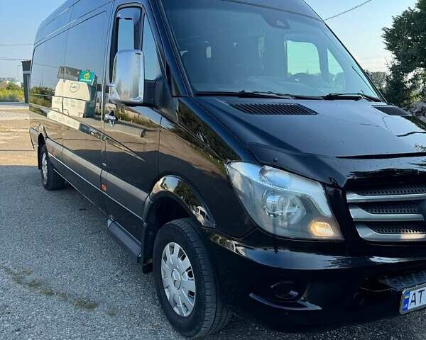 Черный Мерседес Sprinter, объемом двигателя 3 л и пробегом 943 тыс. км за 27500 $, фото 2 на Automoto.ua