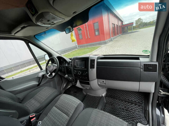 Черный Мерседес Sprinter, объемом двигателя 2.2 л и пробегом 421 тыс. км за 19999 $, фото 59 на Automoto.ua