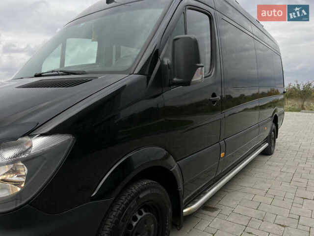 Черный Мерседес Sprinter, объемом двигателя 2.2 л и пробегом 421 тыс. км за 19999 $, фото 13 на Automoto.ua