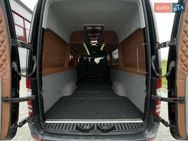 Черный Мерседес Sprinter, объемом двигателя 2.2 л и пробегом 421 тыс. км за 19999 $, фото 96 на Automoto.ua