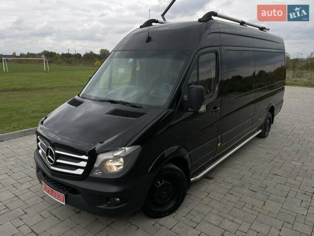 Черный Мерседес Sprinter, объемом двигателя 2.2 л и пробегом 421 тыс. км за 19999 $, фото 2 на Automoto.ua