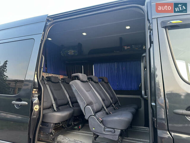 Черный Мерседес Sprinter, объемом двигателя 2.9 л и пробегом 280 тыс. км за 26700 $, фото 5 на Automoto.ua