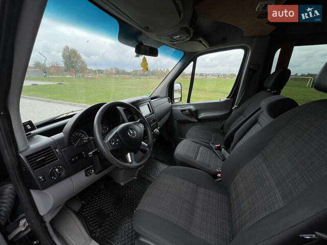 Черный Мерседес Sprinter, объемом двигателя 2.2 л и пробегом 421 тыс. км за 19999 $, фото 51 на Automoto.ua