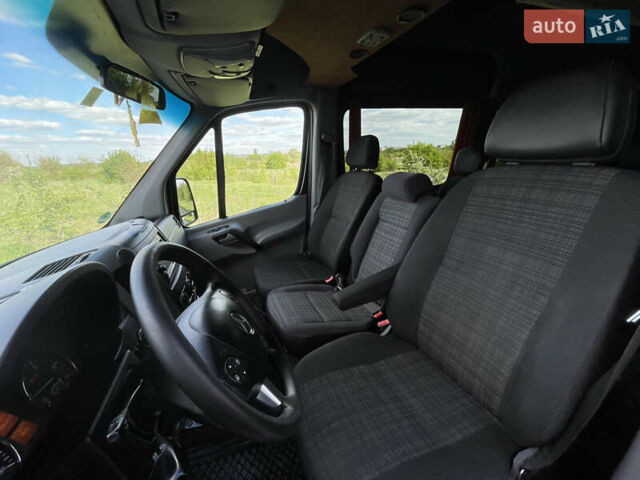 Чорний Мерседес Sprinter, об'ємом двигуна 2.2 л та пробігом 421 тис. км за 19550 $, фото 48 на Automoto.ua
