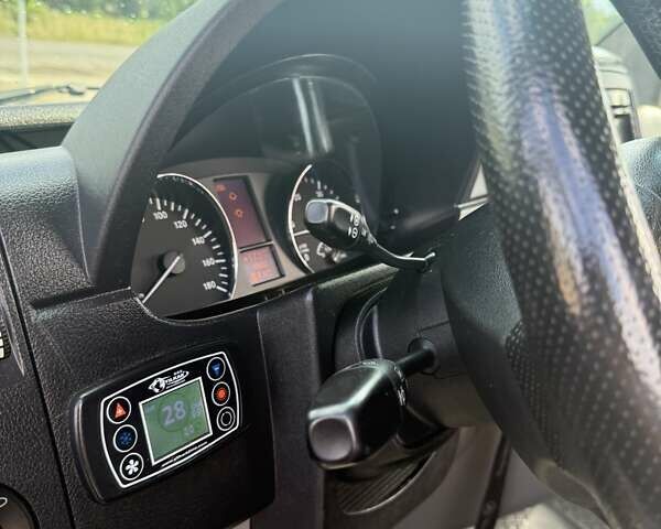 Черный Мерседес Sprinter, объемом двигателя 3 л и пробегом 693 тыс. км за 28900 $, фото 11 на Automoto.ua