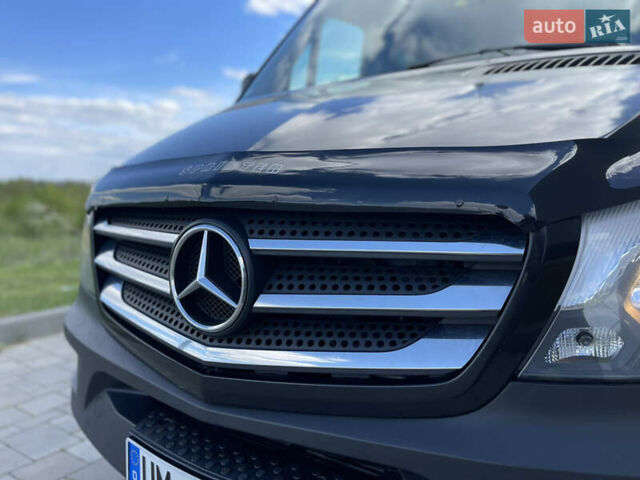 Чорний Мерседес Sprinter, об'ємом двигуна 2.2 л та пробігом 421 тис. км за 19550 $, фото 12 на Automoto.ua