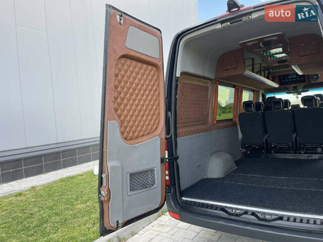 Чорний Мерседес Sprinter, об'ємом двигуна 2.2 л та пробігом 421 тис. км за 19550 $, фото 95 на Automoto.ua