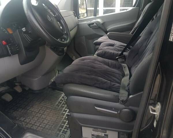 Чорний Мерседес Sprinter, об'ємом двигуна 2.14 л та пробігом 720 тис. км за 22611 $, фото 13 на Automoto.ua