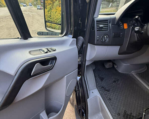 Мерседес Sprinter 2015 в Тернополе на Automoto.ua Черный Мерседес Sprinter, объемом двигателя 3 л и пробегом 400 тыс. км за 27300 $, фото 10 на Automoto.ua