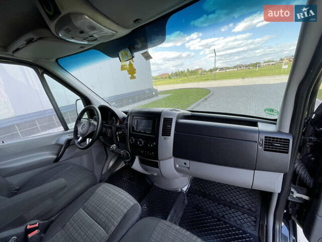 Чорний Мерседес Sprinter, об'ємом двигуна 2.2 л та пробігом 421 тис. км за 19550 $, фото 54 на Automoto.ua
