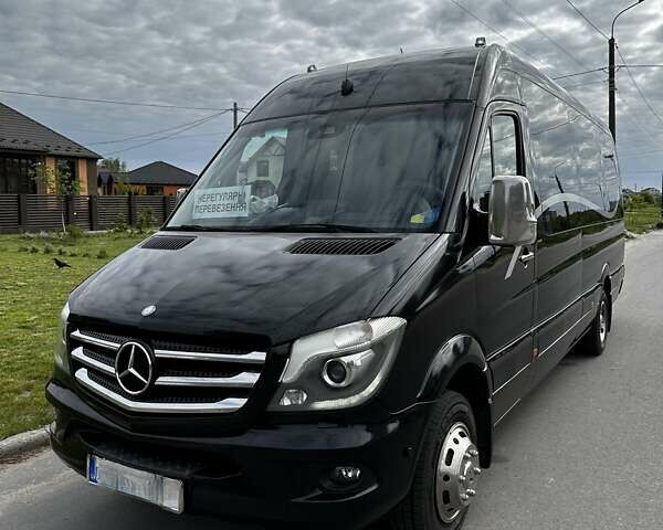 Чорний Мерседес Sprinter, об'ємом двигуна 2.99 л та пробігом 375 тис. км за 95500 $, фото 3 на Automoto.ua