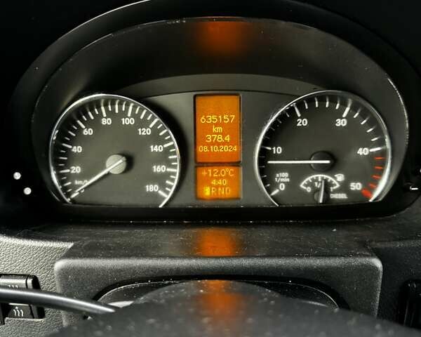 Черный Мерседес Sprinter, объемом двигателя 2.99 л и пробегом 635 тыс. км за 31500 $, фото 21 на Automoto.ua