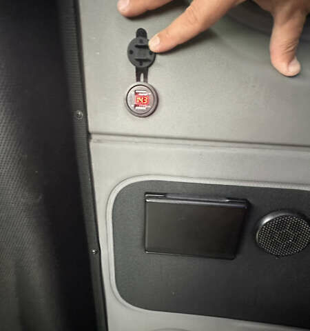 Черный Мерседес Sprinter, объемом двигателя 2.2 л и пробегом 710 тыс. км за 29900 $, фото 14 на Automoto.ua