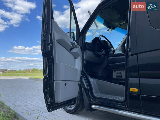 Чорний Мерседес Sprinter, об'ємом двигуна 2.2 л та пробігом 421 тис. км за 19550 $, фото 52 на Automoto.ua