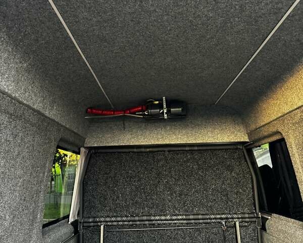 Черный Мерседес Sprinter, объемом двигателя 2.99 л и пробегом 635 тыс. км за 31500 $, фото 4 на Automoto.ua