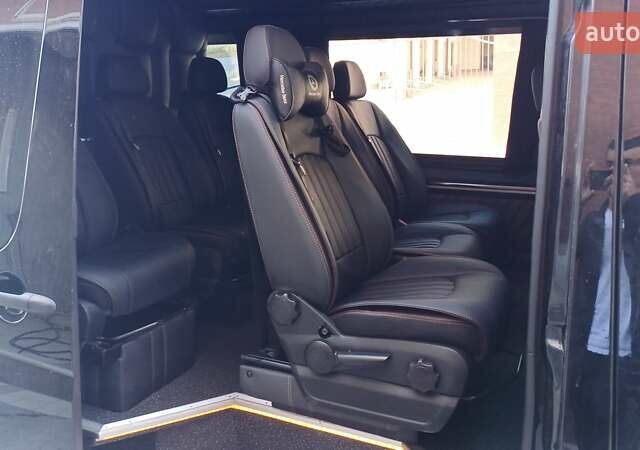 Черный Мерседес Sprinter, объемом двигателя 2.99 л и пробегом 688 тыс. км за 36500 $, фото 5 на Automoto.ua