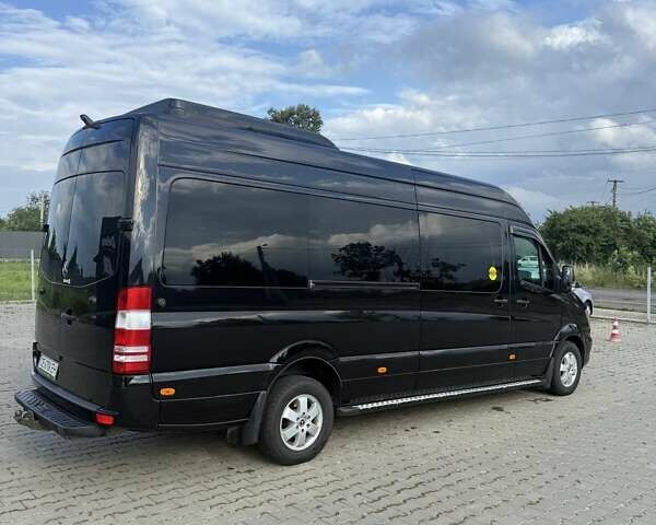 Черный Мерседес Sprinter, объемом двигателя 3 л и пробегом 693 тыс. км за 28900 $, фото 30 на Automoto.ua