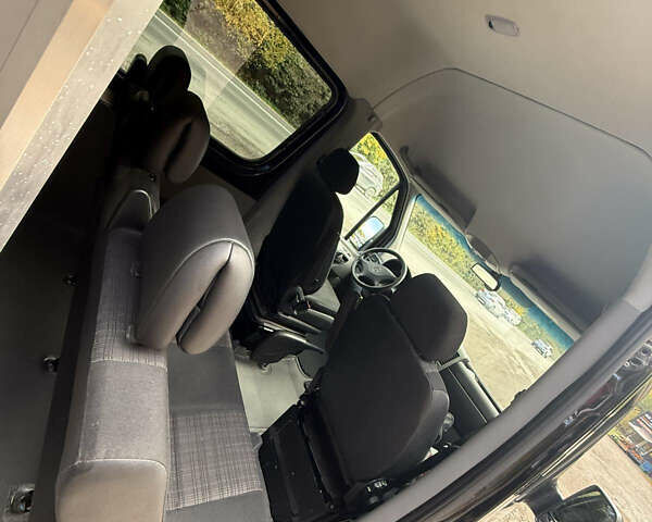Мерседес Sprinter 2015 в Тернополе на Automoto.ua Черный Мерседес Sprinter, объемом двигателя 3 л и пробегом 400 тыс. км за 27300 $, фото 15 на Automoto.ua