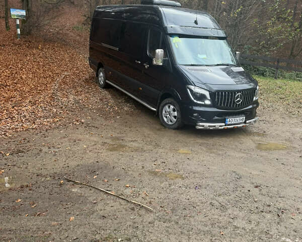Черный Мерседес Sprinter, объемом двигателя 2.99 л и пробегом 800 тыс. км за 29500 $, фото 8 на Automoto.ua