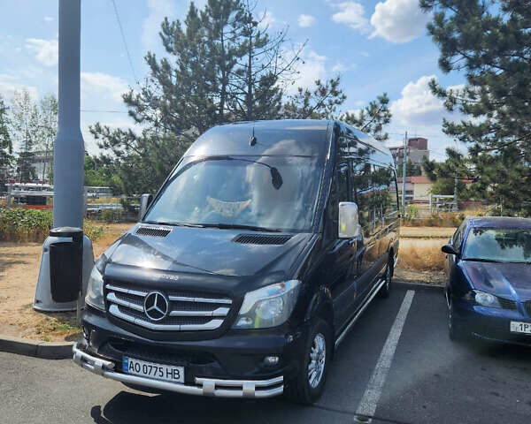 Черный Мерседес Sprinter, объемом двигателя 2.99 л и пробегом 455 тыс. км за 31700 $, фото 1 на Automoto.ua
