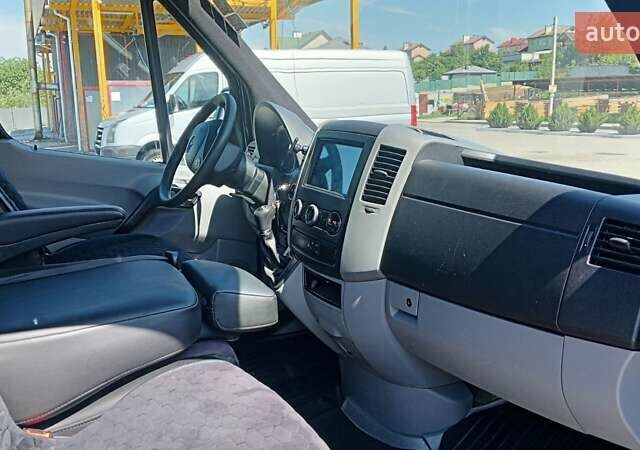 Черный Мерседес Sprinter, объемом двигателя 3 л и пробегом 492 тыс. км за 34000 $, фото 9 на Automoto.ua