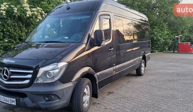 Черный Мерседес Sprinter, объемом двигателя 2.2 л и пробегом 334 тыс. км за 32199 $, фото 7 на Automoto.ua