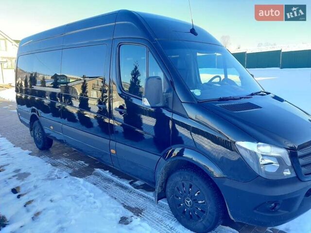 Черный Мерседес Sprinter, объемом двигателя 2.1 л и пробегом 483 тыс. км за 23000 $, фото 6 на Automoto.ua