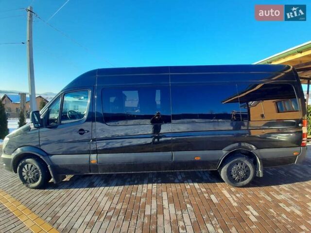 Черный Мерседес Sprinter, объемом двигателя 2.1 л и пробегом 483 тыс. км за 23000 $, фото 9 на Automoto.ua