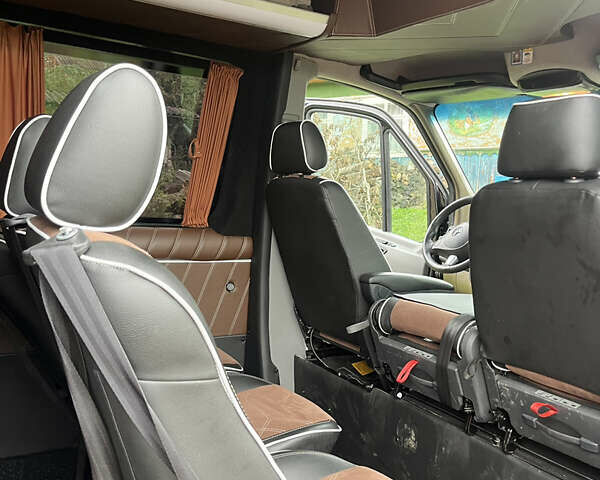 Черный Мерседес Sprinter, объемом двигателя 2.2 л и пробегом 450 тыс. км за 30424 $, фото 6 на Automoto.ua