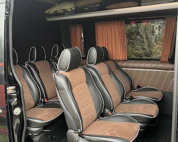 Черный Мерседес Sprinter, объемом двигателя 2.2 л и пробегом 450 тыс. км за 30424 $, фото 7 на Automoto.ua