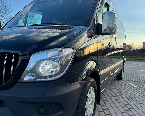 Чорний Мерседес Sprinter, об'ємом двигуна 3 л та пробігом 676 тис. км за 35500 $, фото 2 на Automoto.ua
