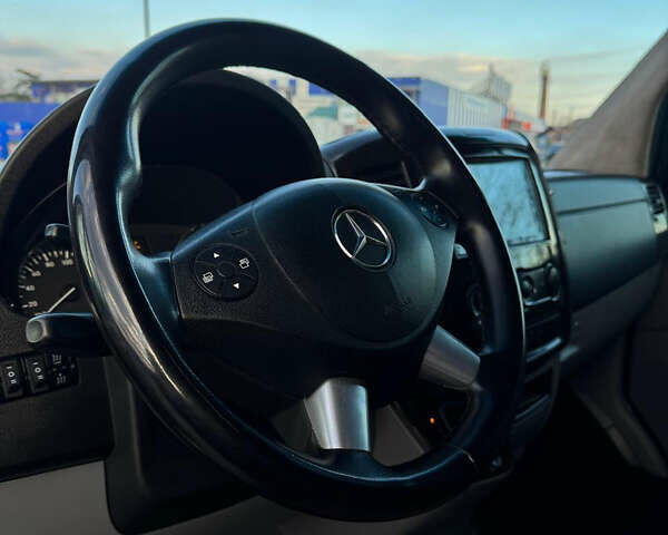 Чорний Мерседес Sprinter, об'ємом двигуна 3 л та пробігом 676 тис. км за 35500 $, фото 27 на Automoto.ua
