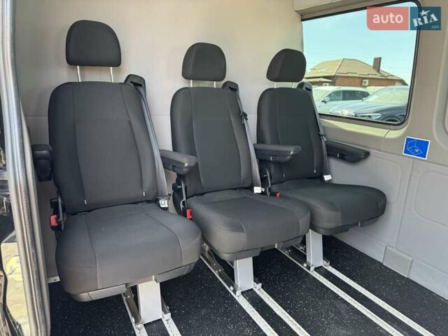 Черный Мерседес Sprinter, объемом двигателя 2.2 л и пробегом 161 тыс. км за 32500 $, фото 27 на Automoto.ua